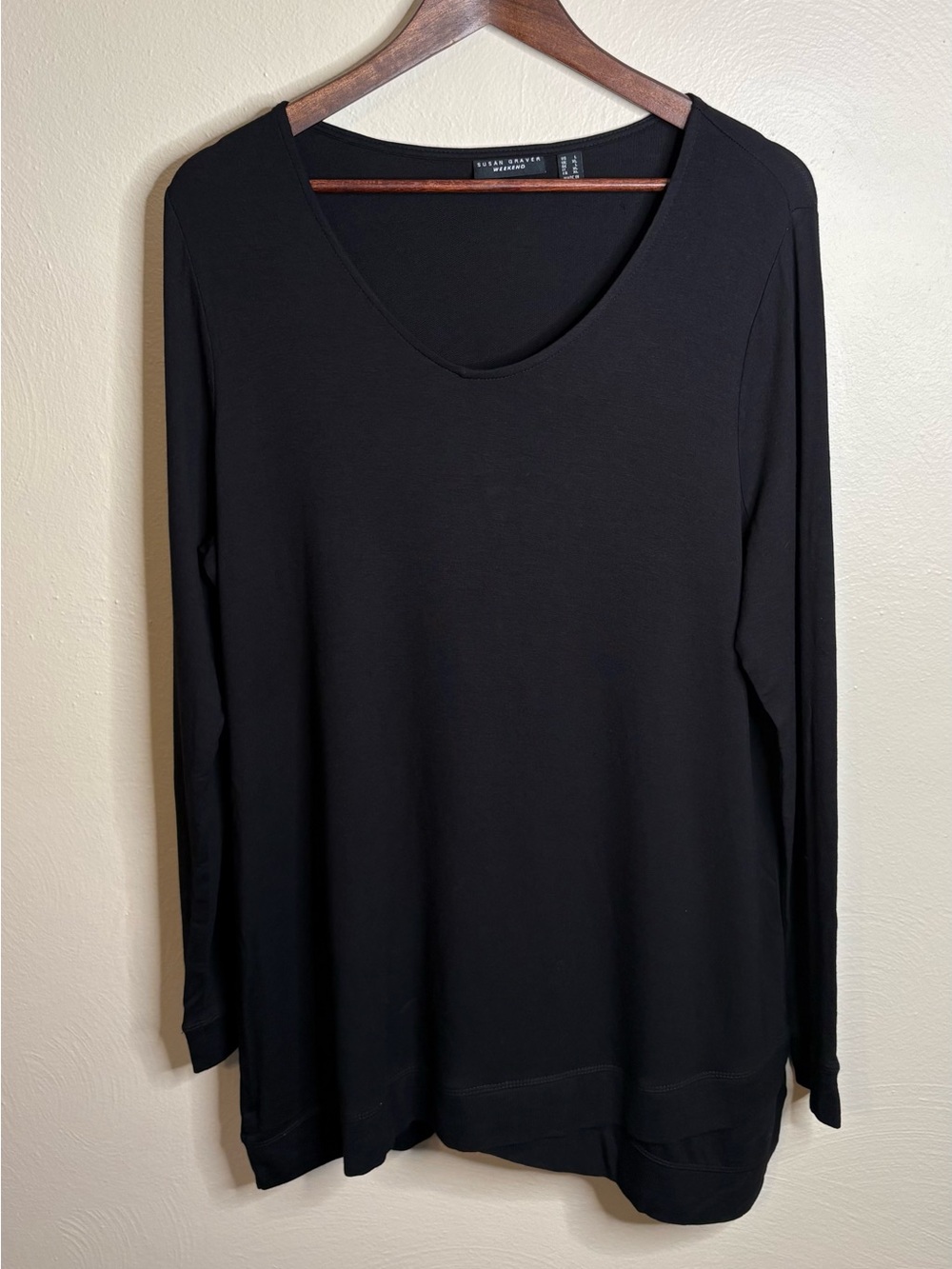 Susan Graver Weekend Tunic Top Black Large Asymmetrical Hem Quiet Luxury Chic